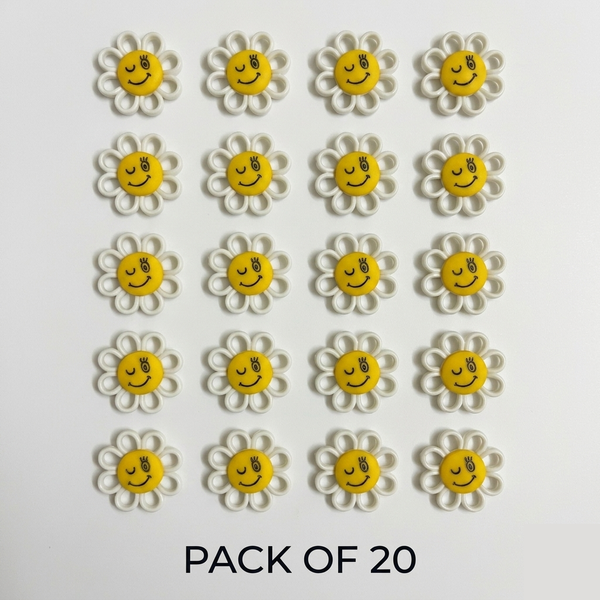 Smiley Face Daisy Buttons Pack of 20
